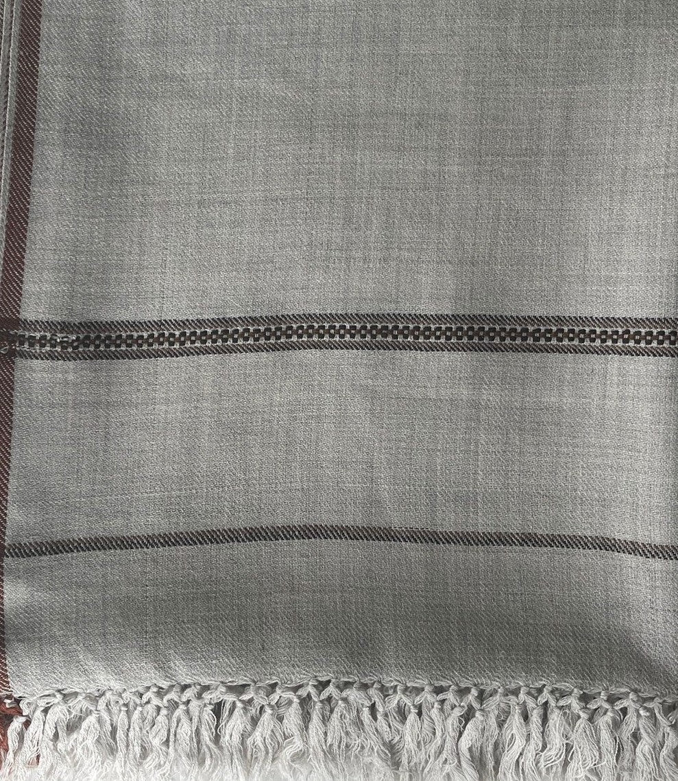 Men Shawl Off White, Pashmina Shawls in NZ, buy pashmina in new zealand, kashmiri shawl in nz